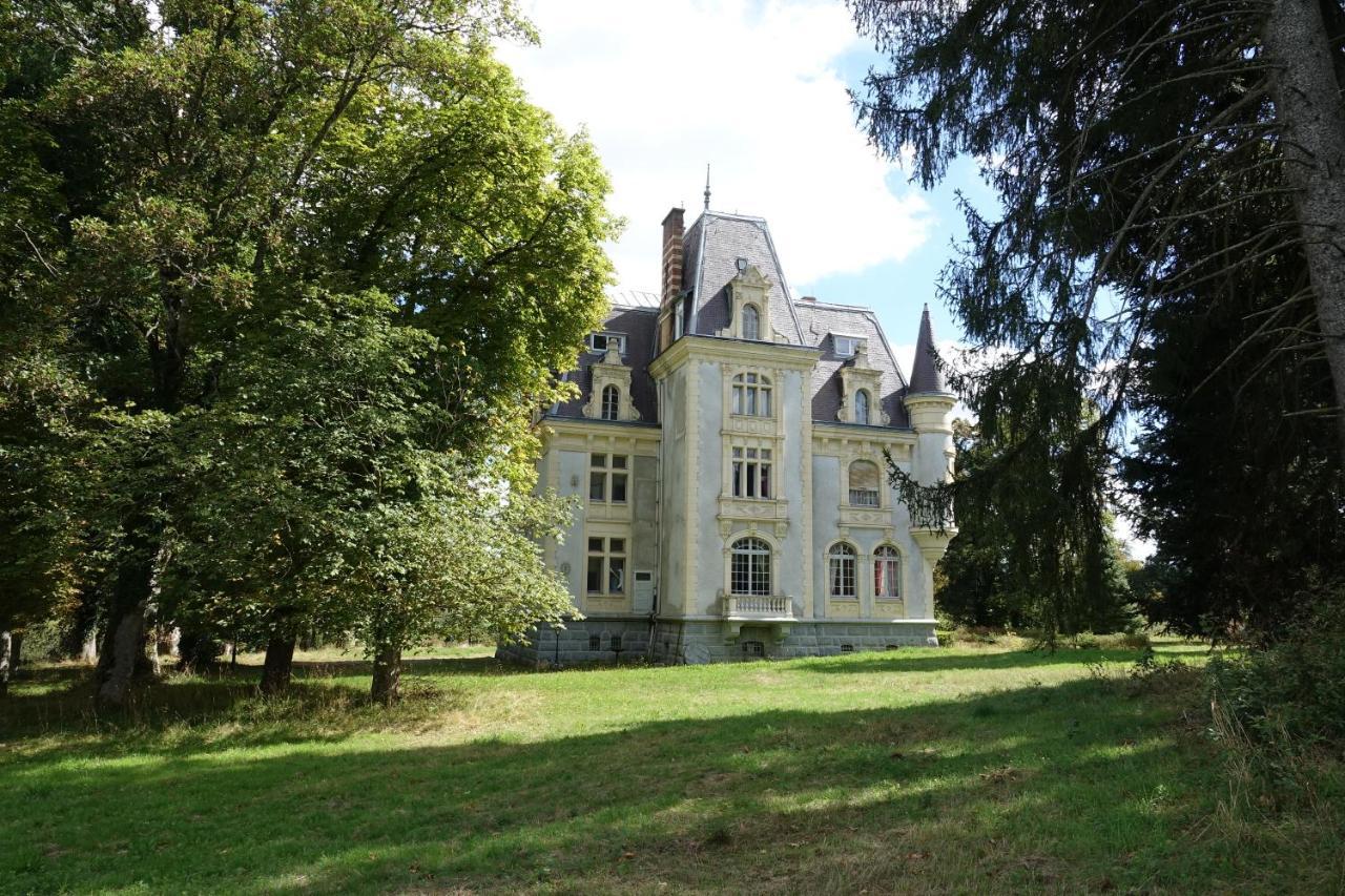 Chateau De Chazelpaud Bed & Breakfast Saint-Bard Exterior photo